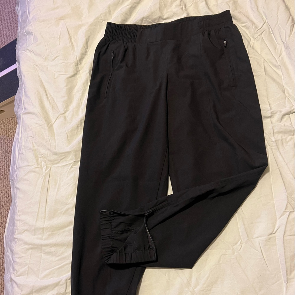 Old navy stretchtech joggers